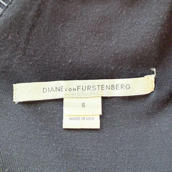 EUC Diane von Furstenberg Zarita Long Sleeve Zipper Back Lace Dress in Navy Sz 6 - Picture 8 of 14